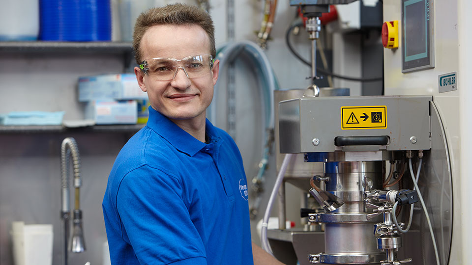 Portraitfotografie Fabian Aurel Hild, Unternehmensportrait und Image-Broschüre für Actega Colorchemie